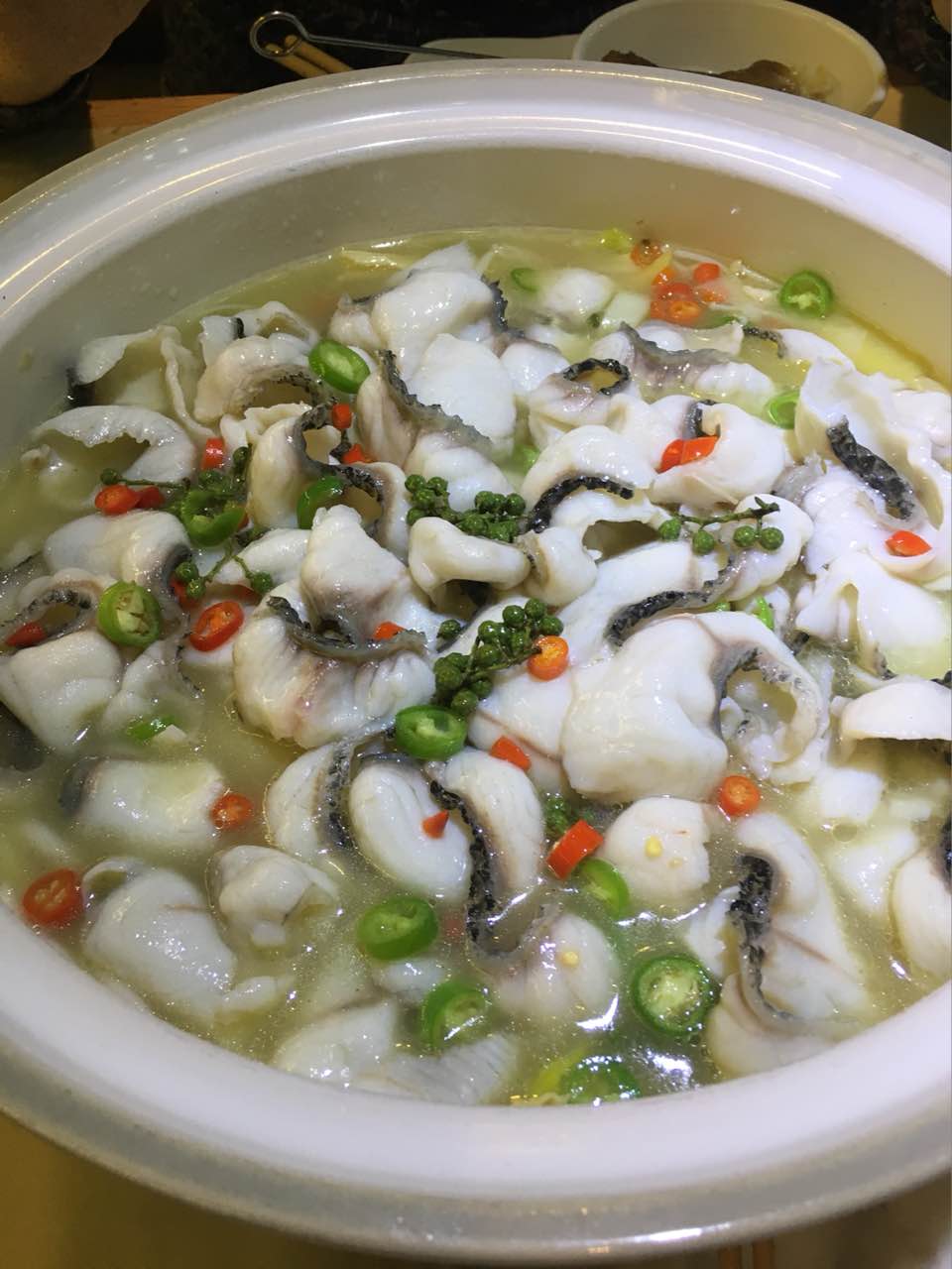 2020青花椒砂锅鱼(中环百联店)美食餐厅,重头戏是花椒鱼,确实鱼肉比..