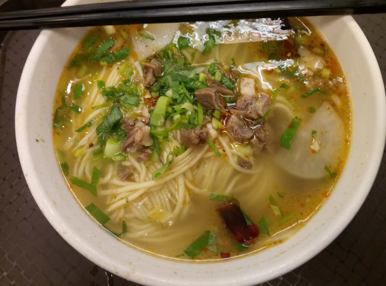 2022西部马华牛肉面(中关村东路店)美食餐厅,味道很棒,而且小份的分量