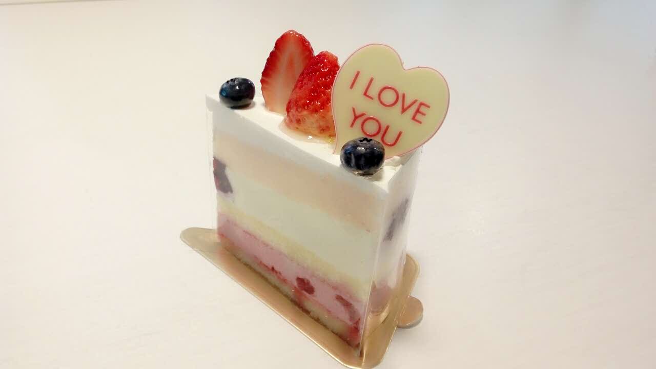 2023巴黎贝甜(长阳路店)美食餐厅,草莓蛋糕的世界简直,很好吃.