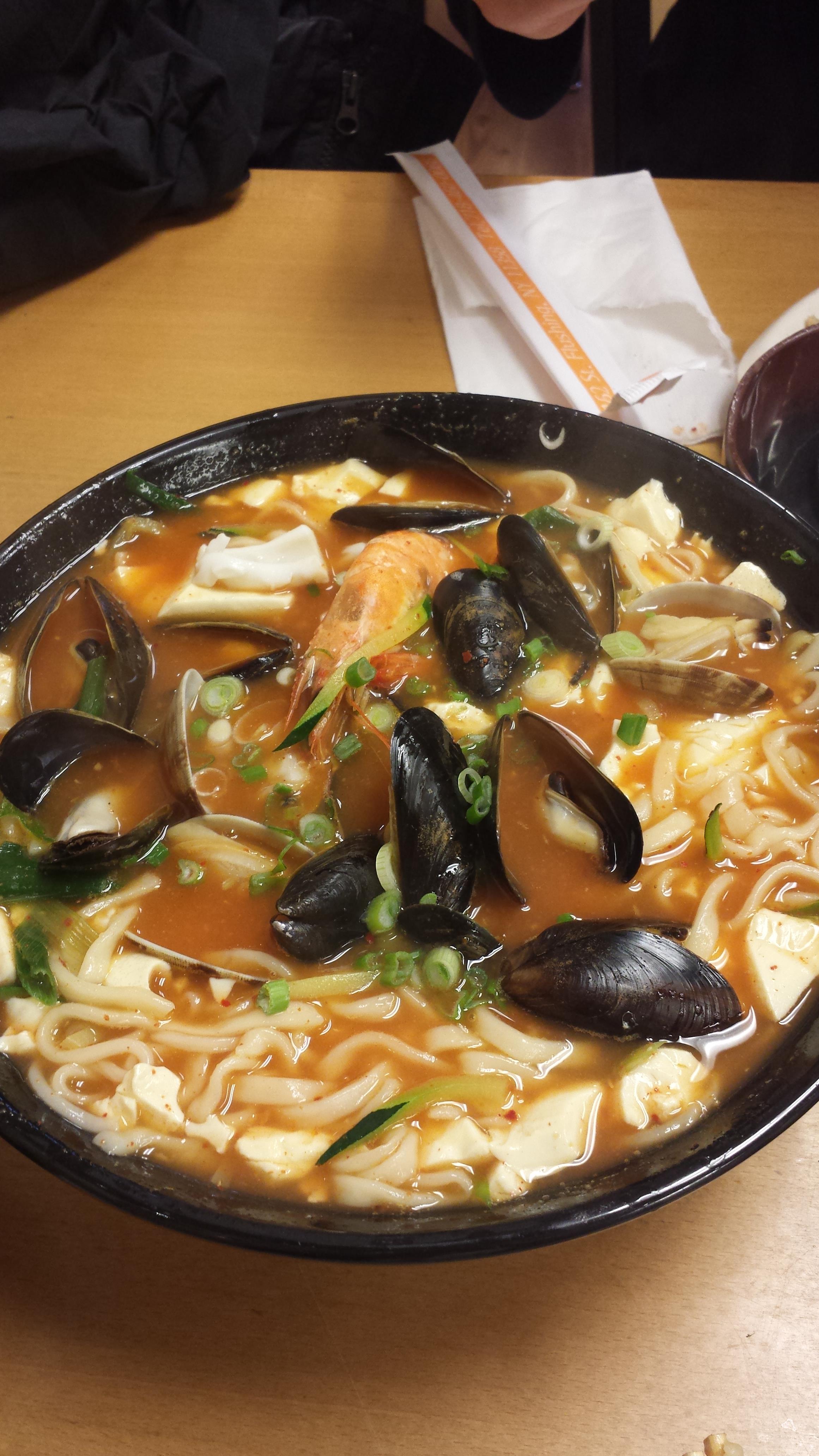 2023Dae Sung Kal Kuk Soo Restaurant美食餐厅,Seafood tofu noodle 【去哪儿攻略】