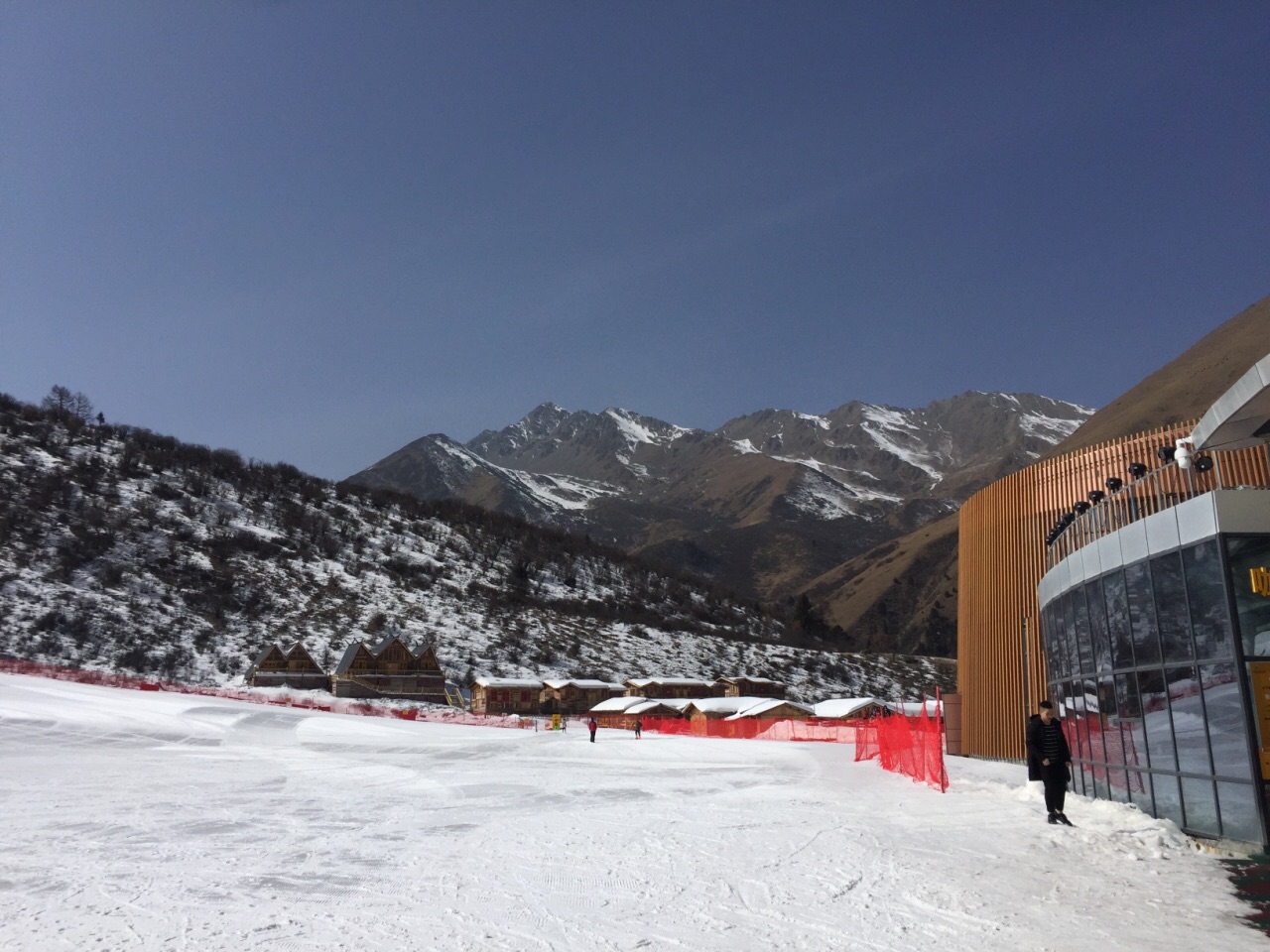 鷓鴣山自然公園滑雪場