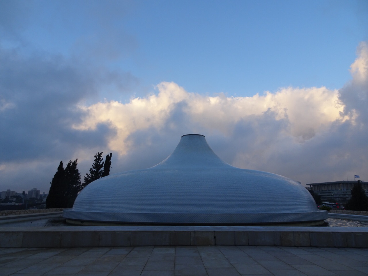 有一个照片展馆很有感觉,文物陈列也不错,尤其死海古卷的建筑最有特色