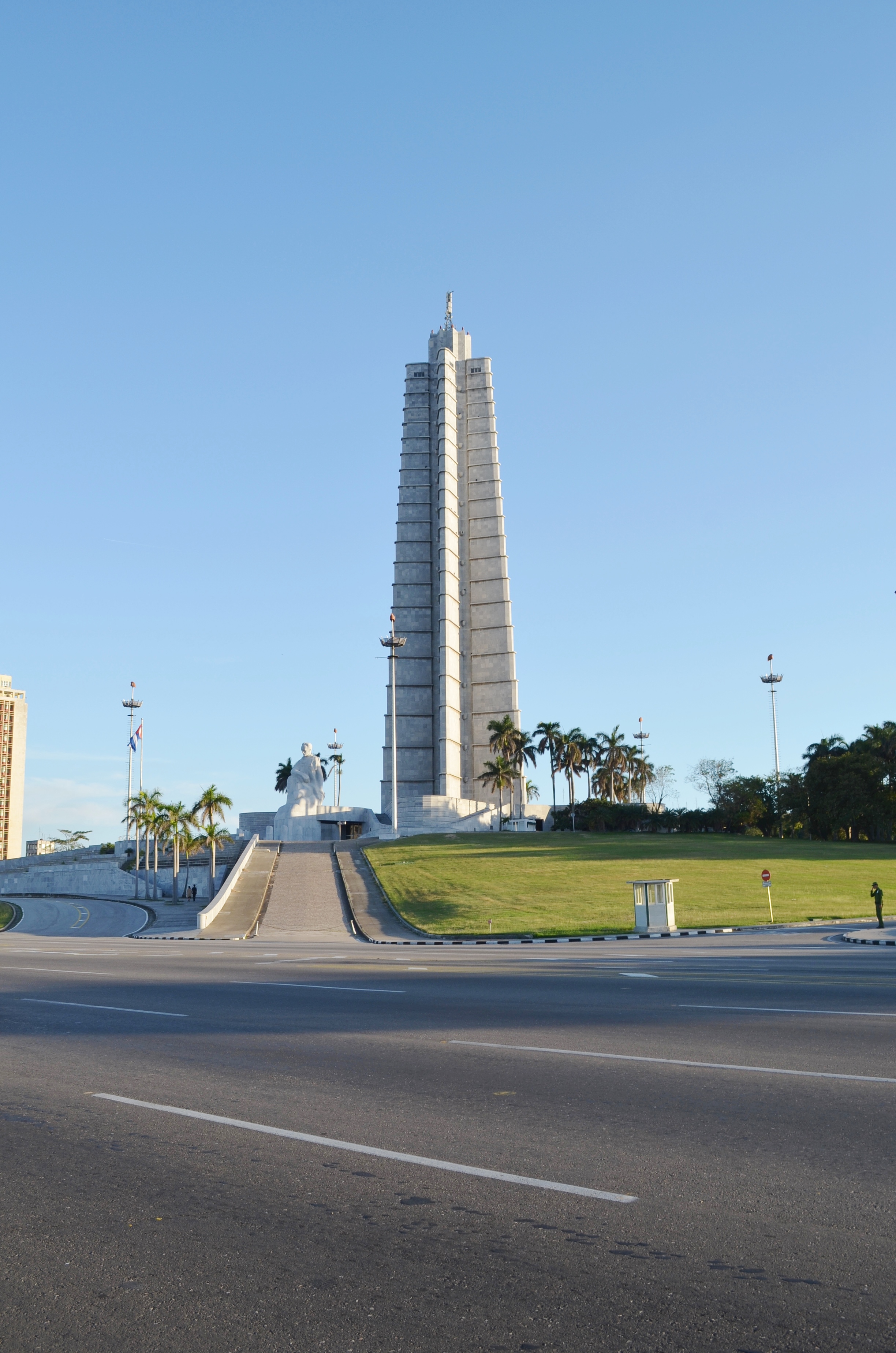 【携程攻略】哈瓦那革命广场适合朋友出游旅游吗,革命广场朋友出游