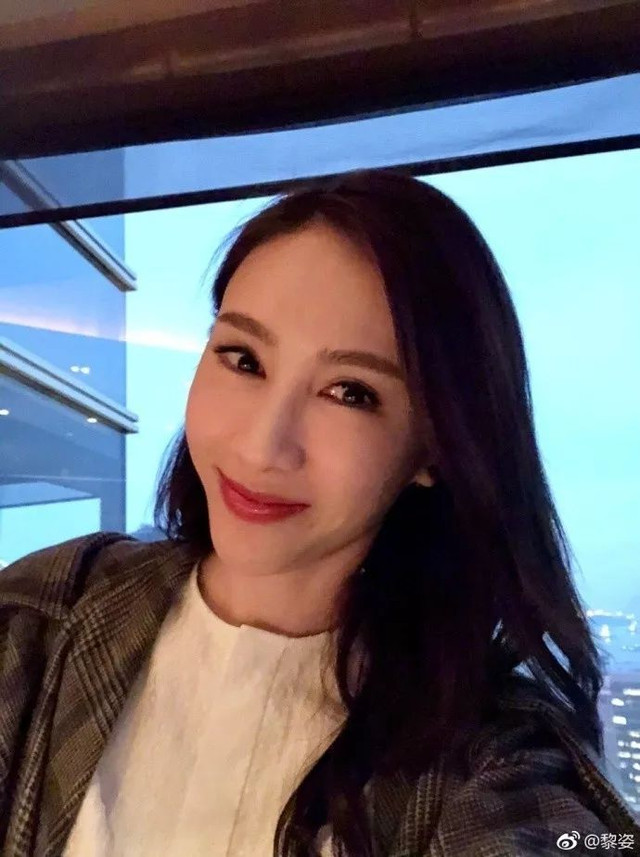 90年代tvb女神由「细细粒」到上市公司ceo,昔日古惑仔拍档撑场.