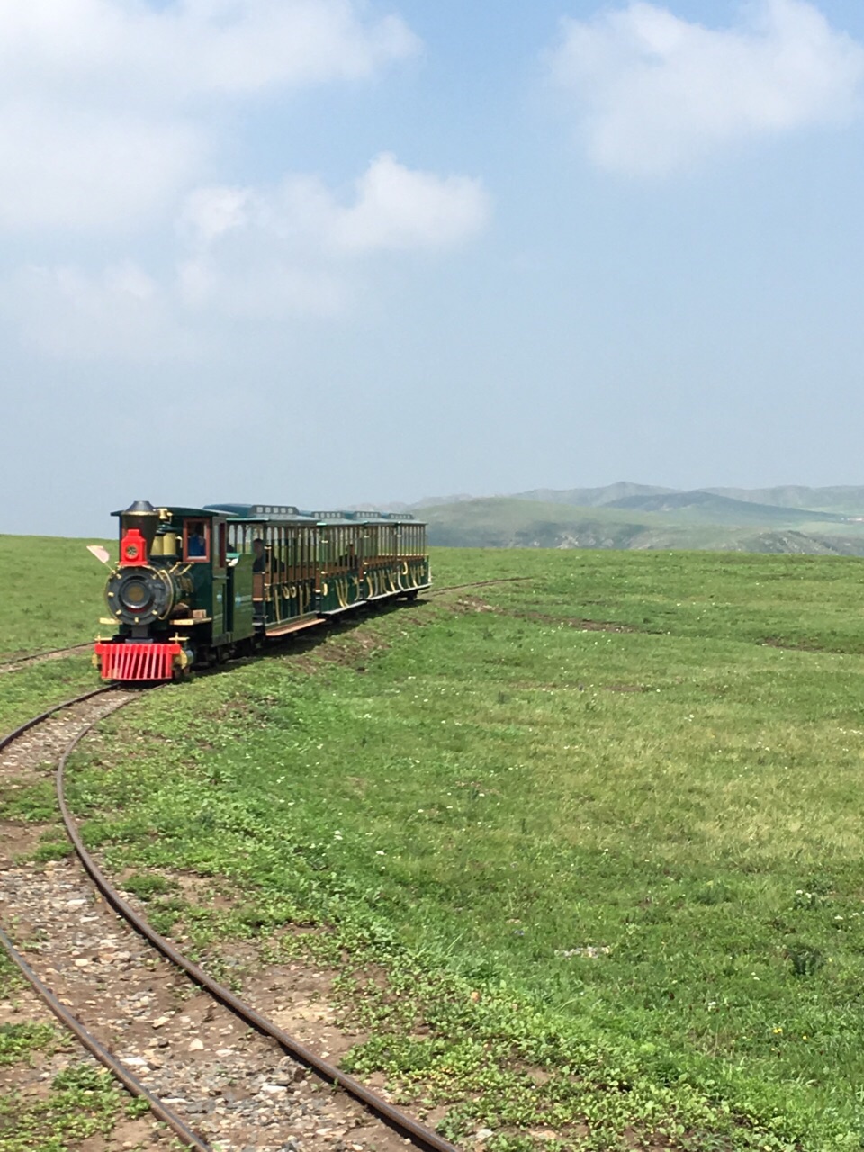 輝騰錫勒黃花溝草原旅遊區