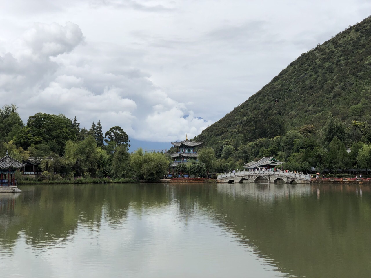 邛崃黑龙潭旅游风景区图片