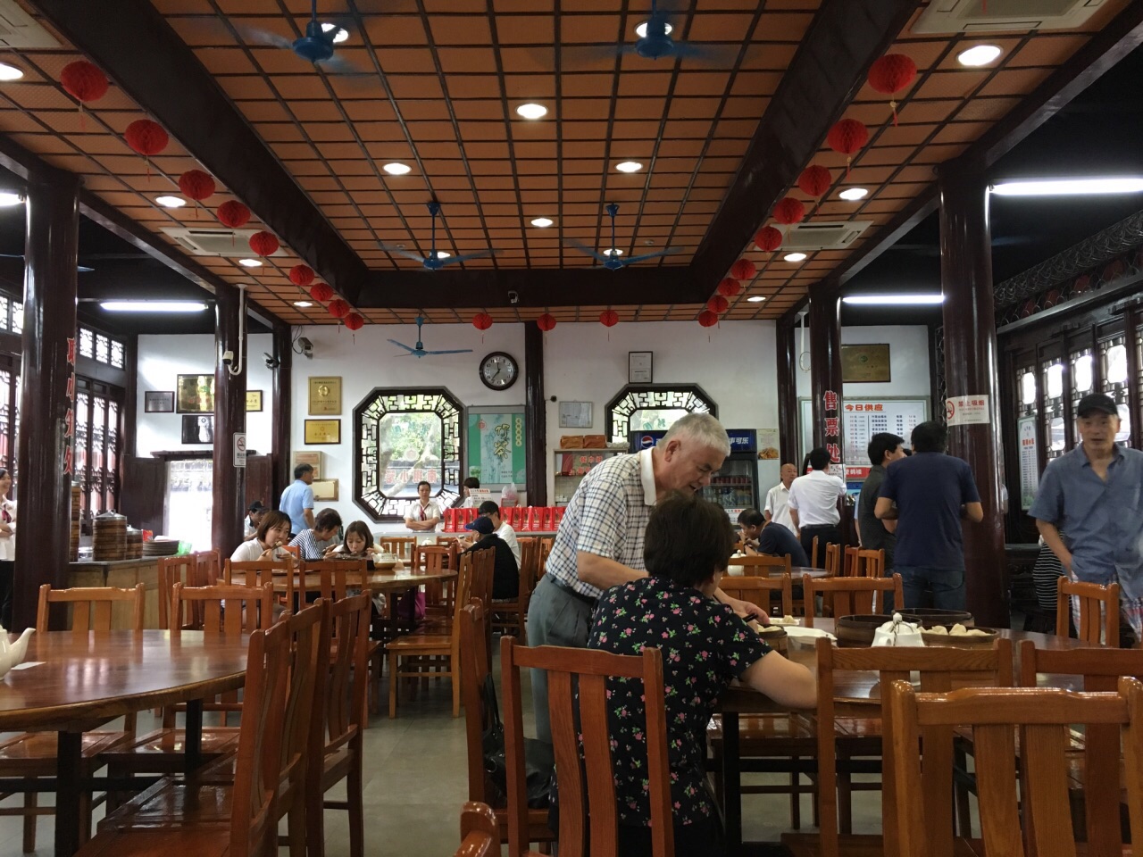 2023上海古猗园餐厅美食餐厅,在古漪园吃南翔小笼这家应该
