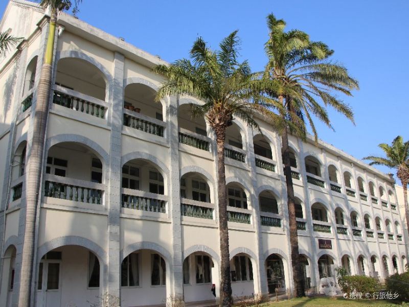华侨大学华文学院校史馆