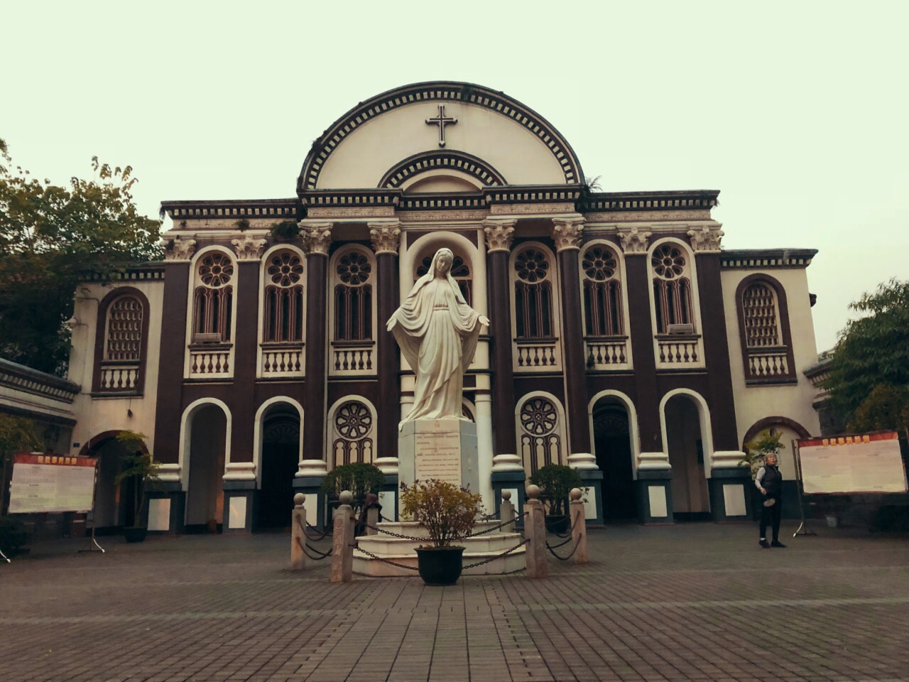 武汉圣母玛利亚医院图片