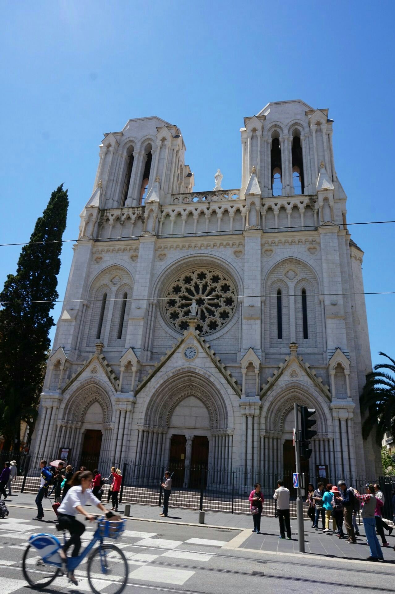 圣母加德大教堂