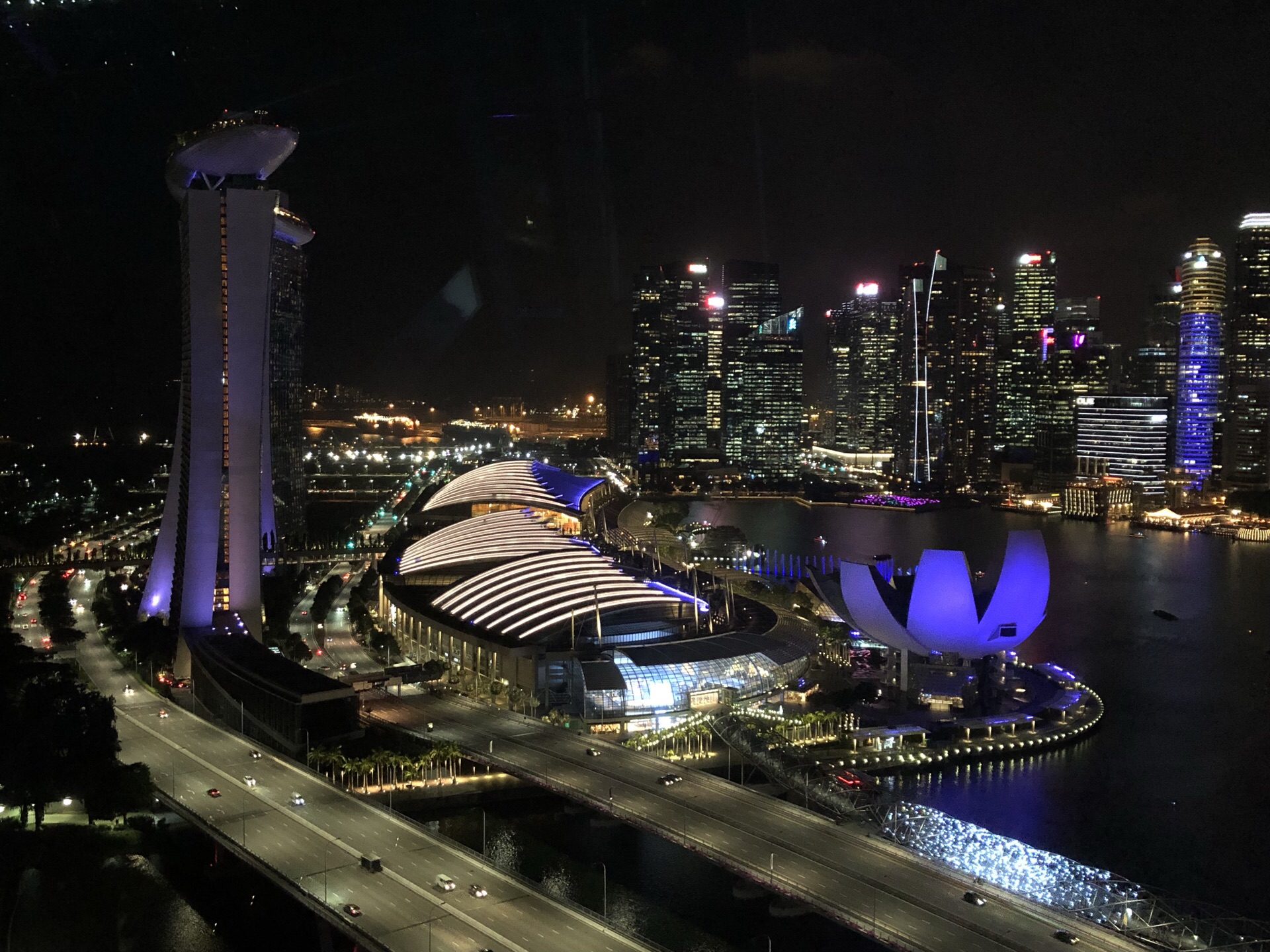 壁纸1024×768世界最大的摩天轮 新加坡摩天观景轮壁纸 新加坡摩天轮夜景桌面壁纸壁纸,世界最大的摩天轮新加坡摩天观景轮壁纸壁纸图片-人文 ...