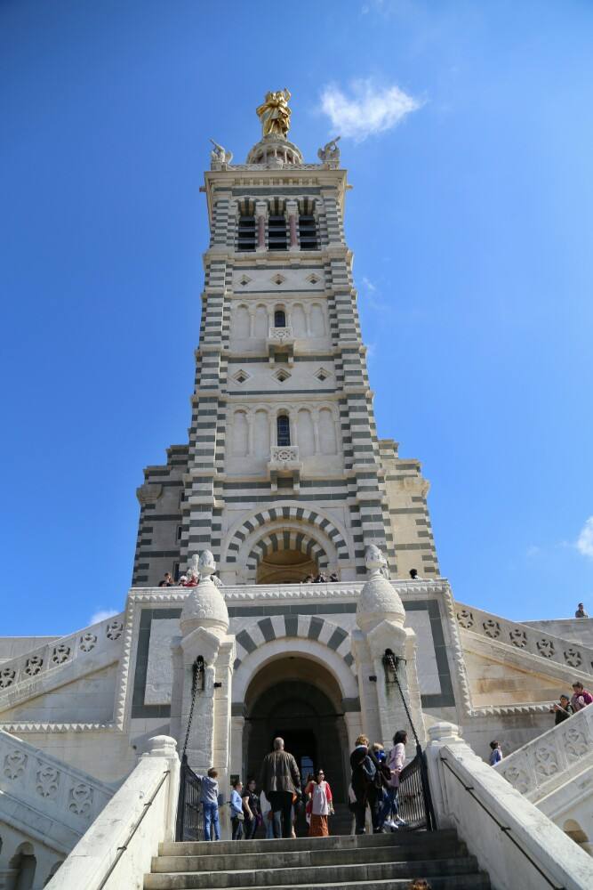 圣母加德大教堂