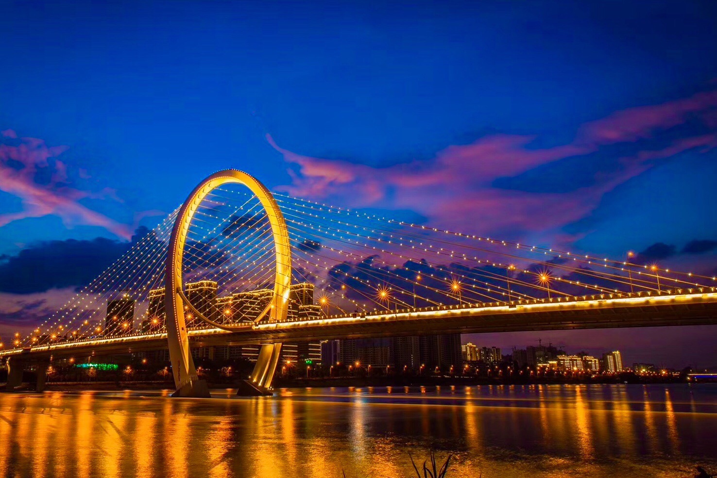 2019.10.29柳州广雅大桥夜景|摄影|风光摄影|陈璐柳州摄影师 - 原创作品 - 站酷 (ZCOOL)