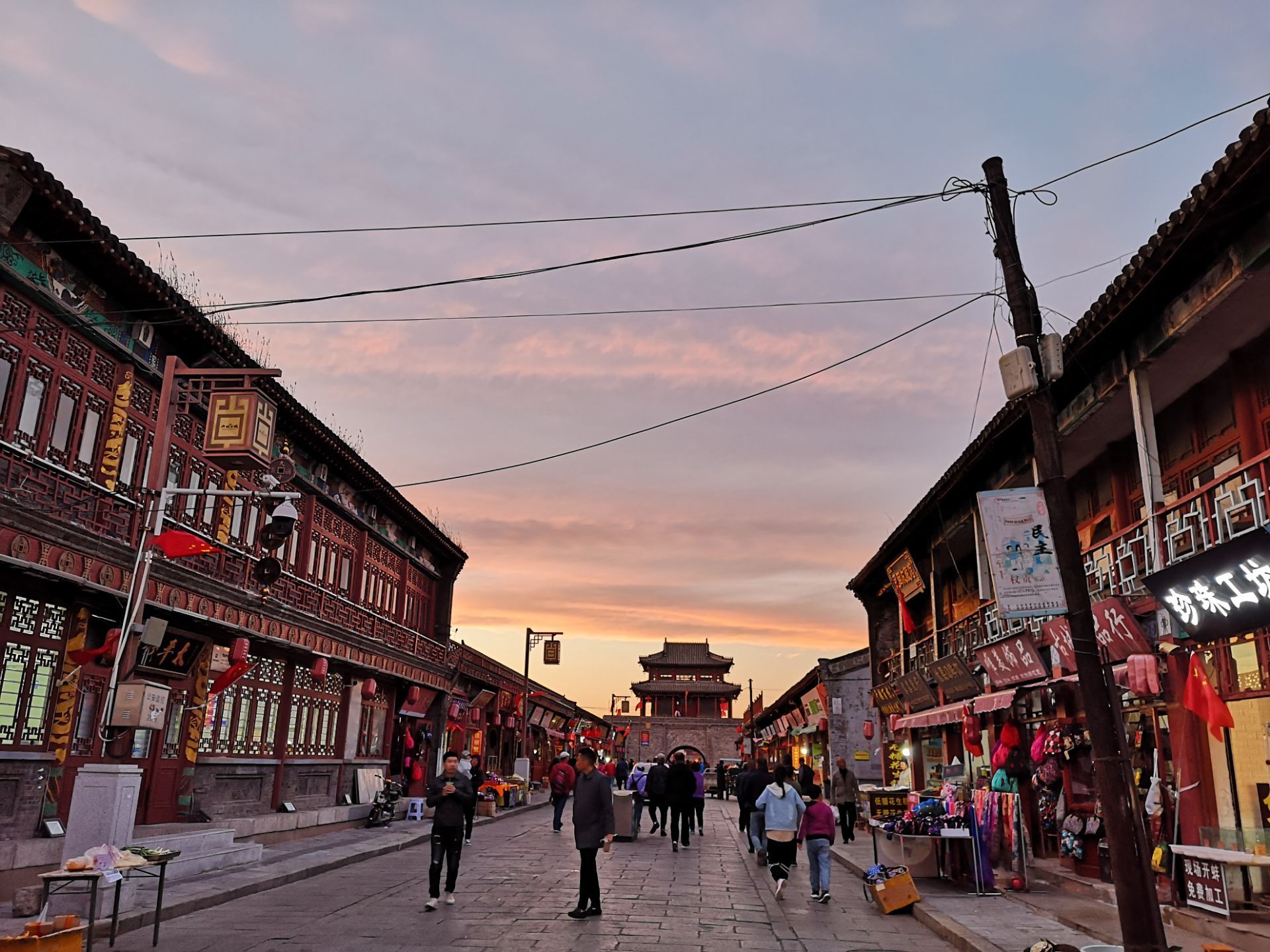 【携程攻略】葫芦岛兴城古城步行街购物,兴城古城里的步行街,四个城