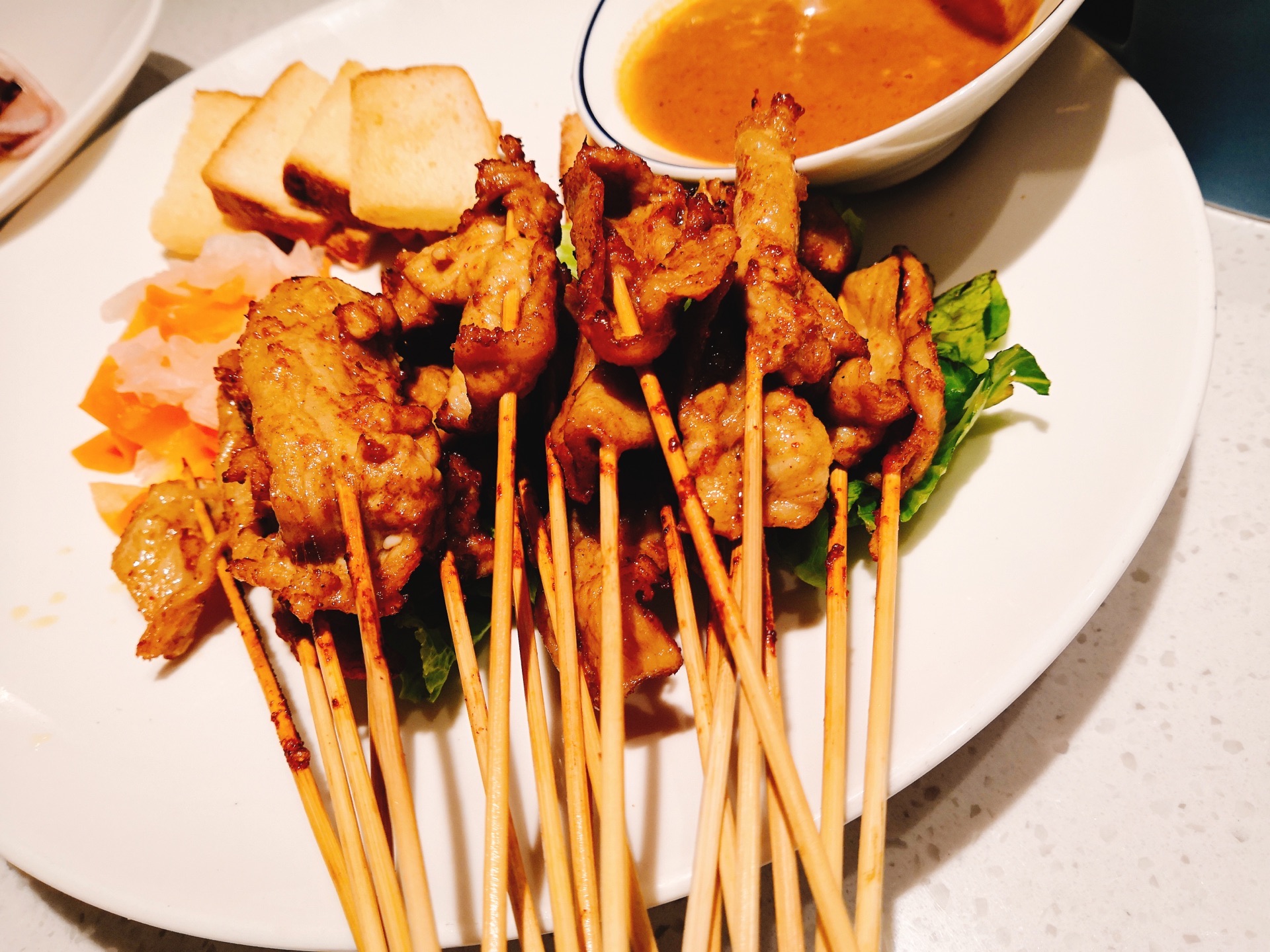 「小时候的沙茶肉串」小朋友特别喜欢得一道菜,肉质鲜嫩,吃得停不下来