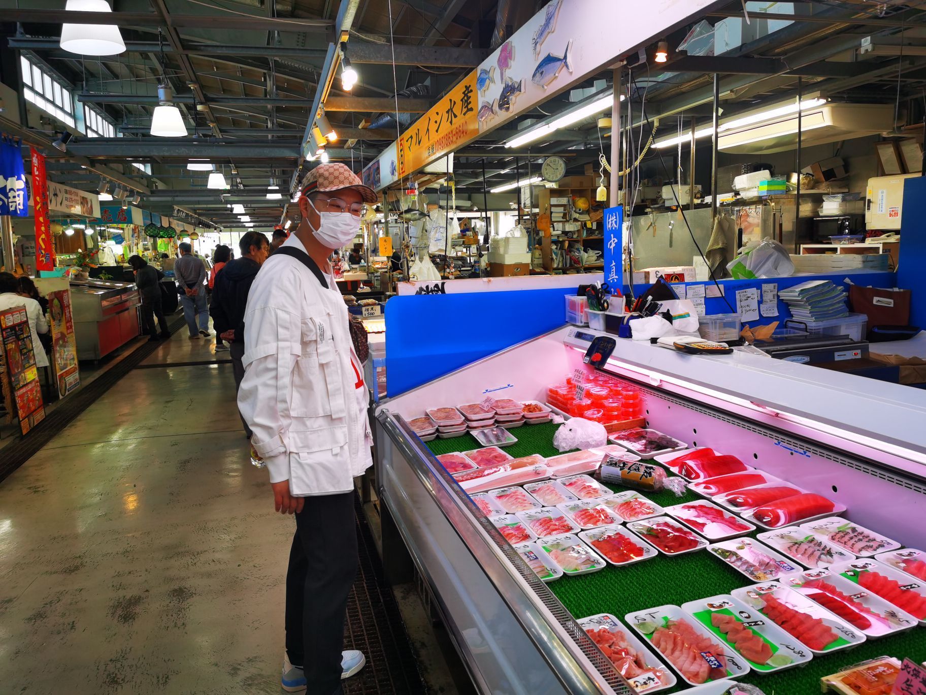 泊港鱼市场旅游景点攻略图