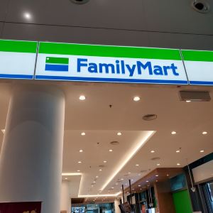 屈臣氏 watsons(midvalley)