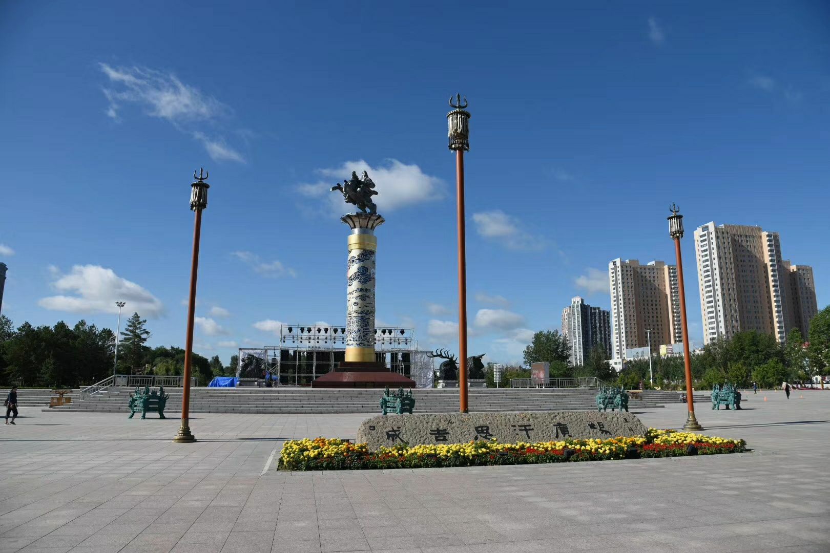 阜新成吉思汗广场图片