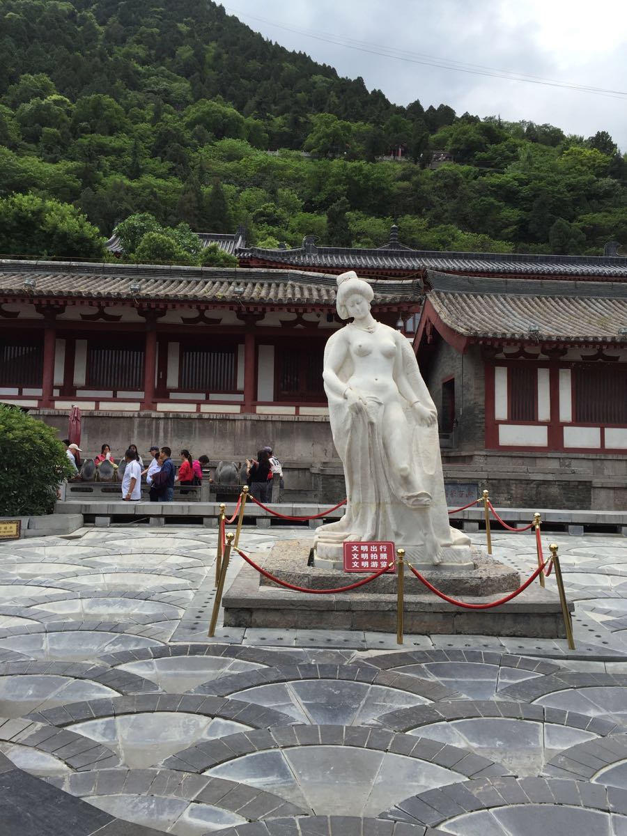 【携程攻略】西安华清宫景点,来华清看宫殿比看华清池更好看,华清池