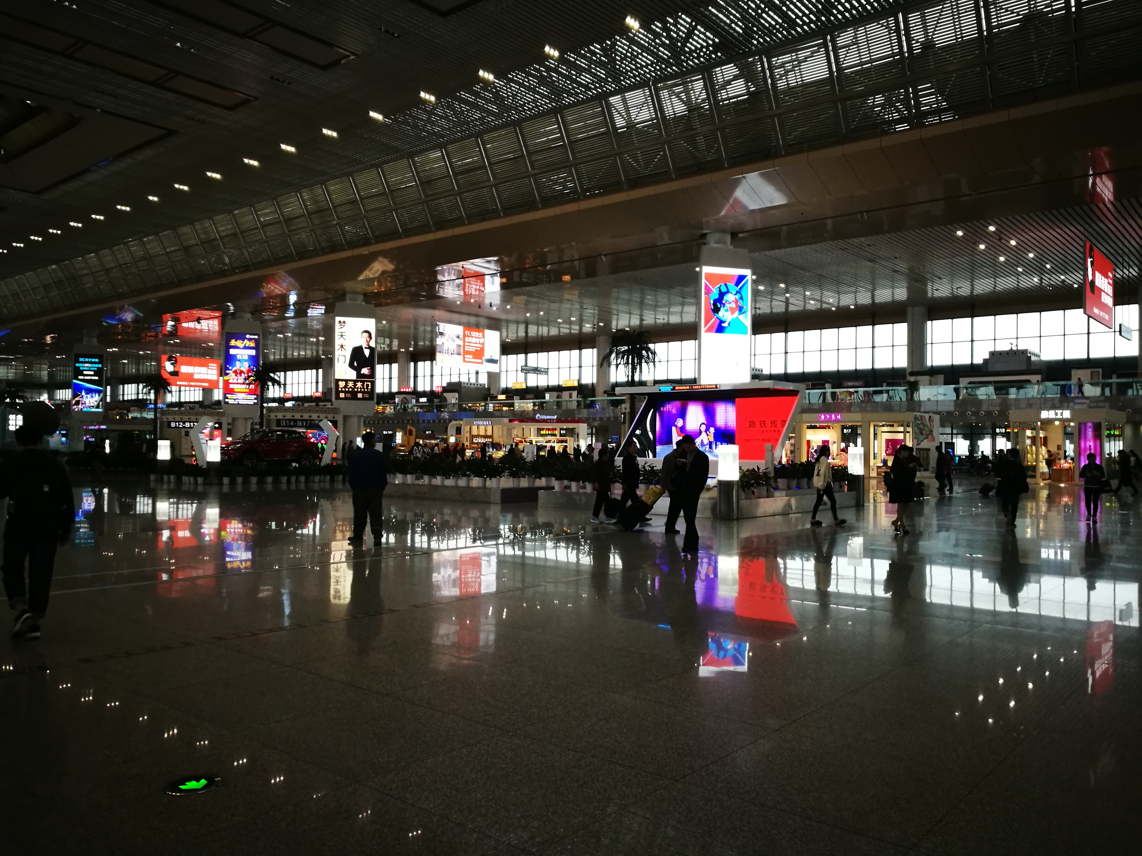 【携程攻略】南京南站，南京南站（Nanjingnan Railway Station）位于江苏省南京市雨花台区，…