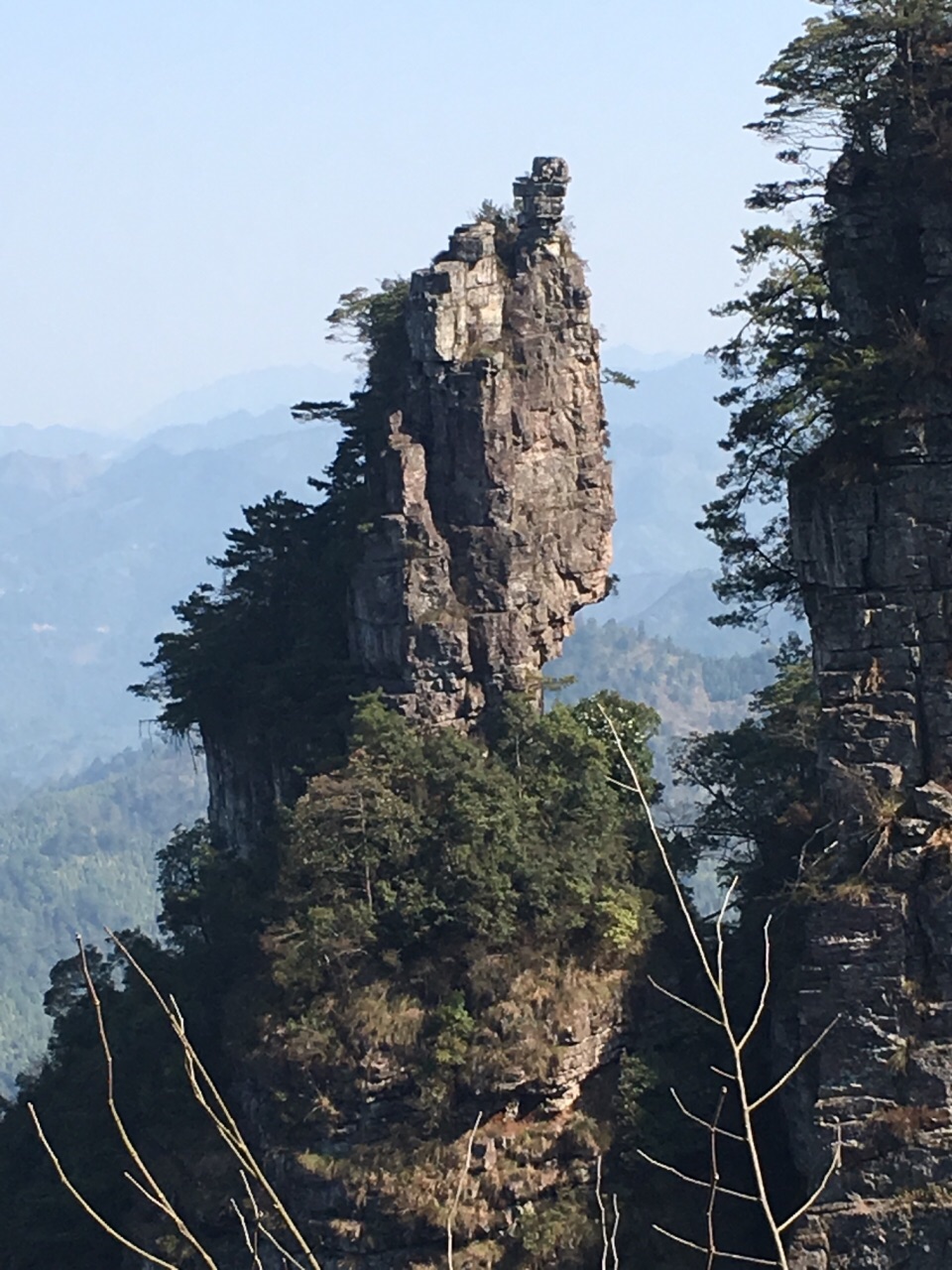 2025金秀莲花山景区游玩攻略,金秀莲花山风景秀丽,是个大