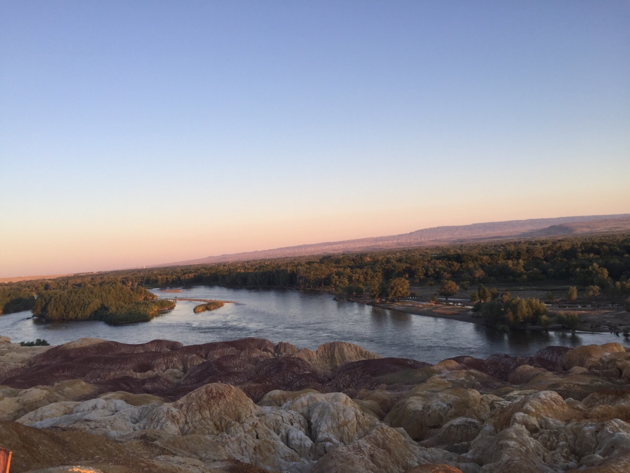 阿克吐别克钢索桥