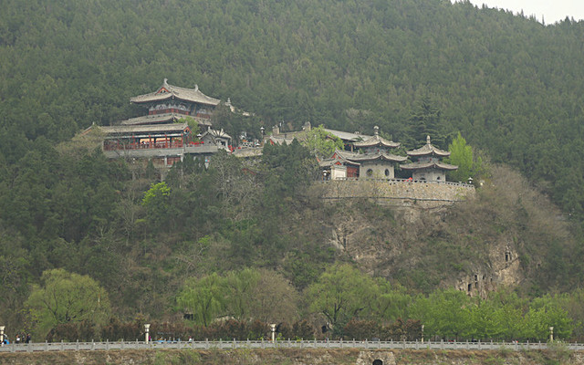 香山寺旁祭诗魔 探寻白居易仙居之处 洛阳游记攻略 携程攻略