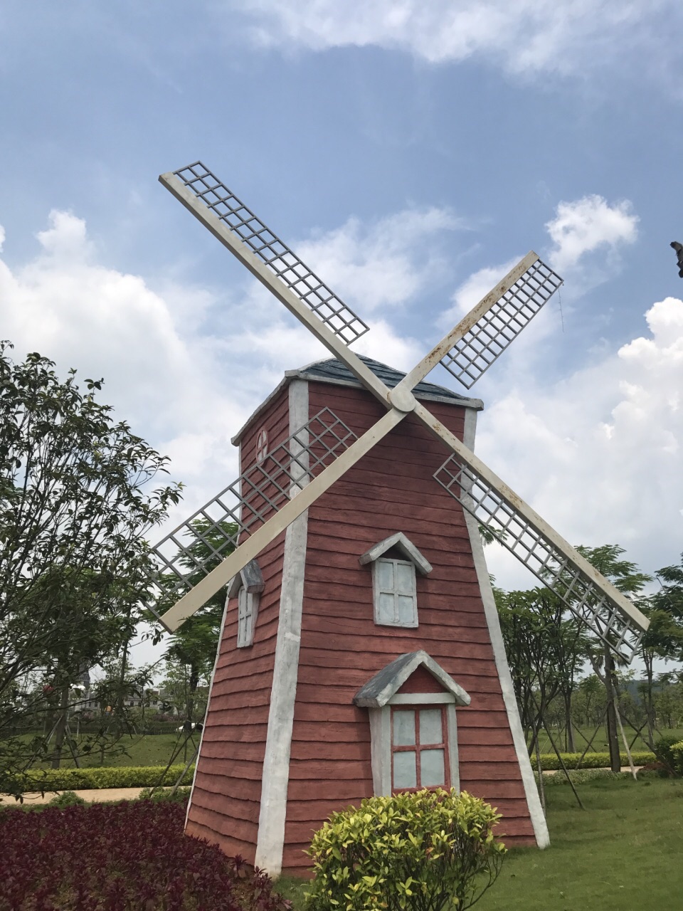 美的鹭湖爱丽丝庄园