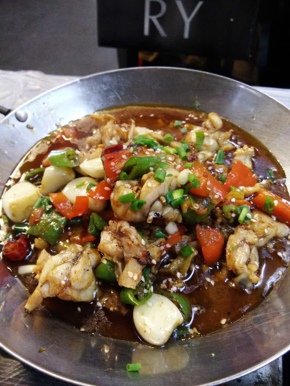 2020飘香鱼口味馆美食餐厅,店子不大,但是服务非常好,.