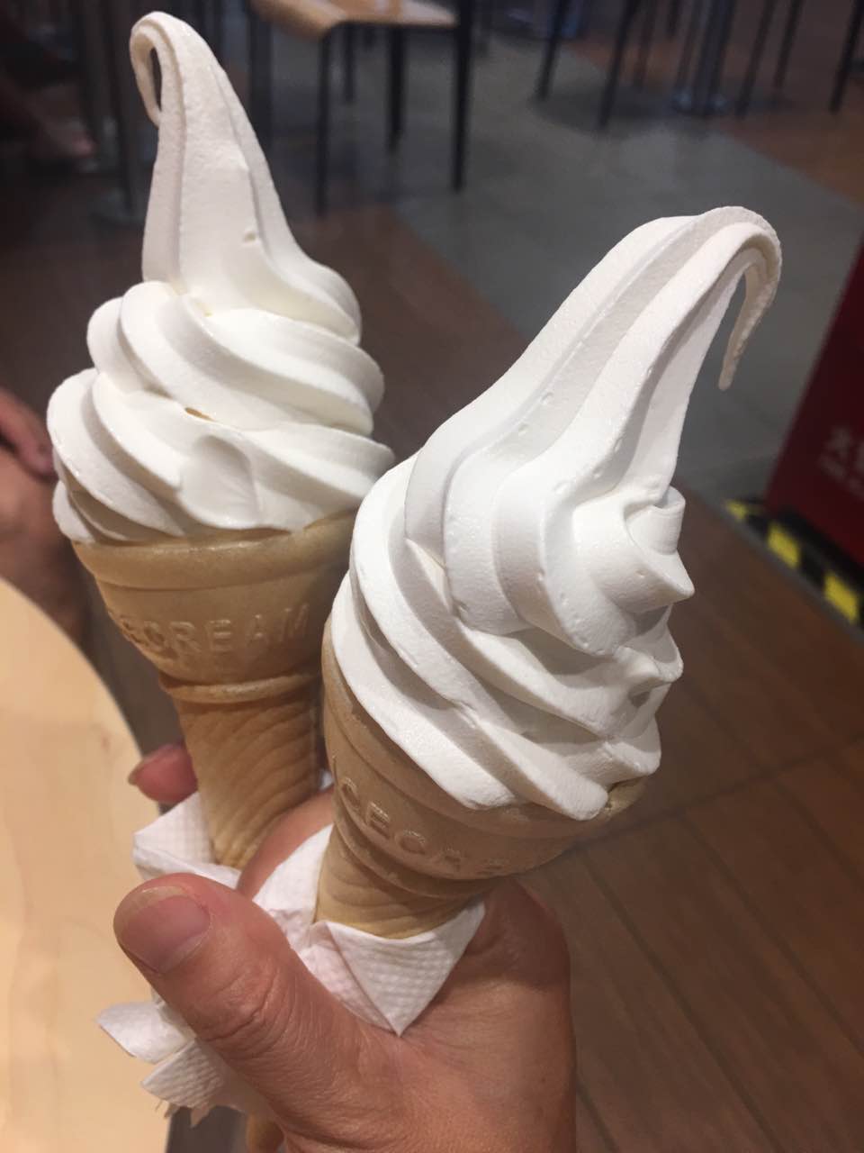 2021汉堡王(高新万达广场店)美食餐厅,喜欢蛋卷甜筒,不太吃甜东西.