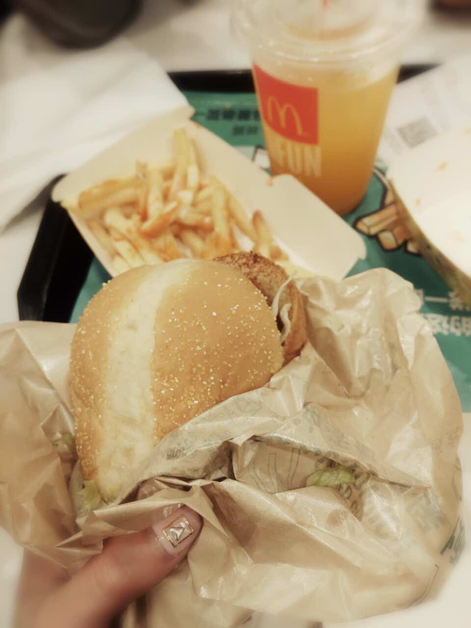 麦当劳(盐步嘉华店)