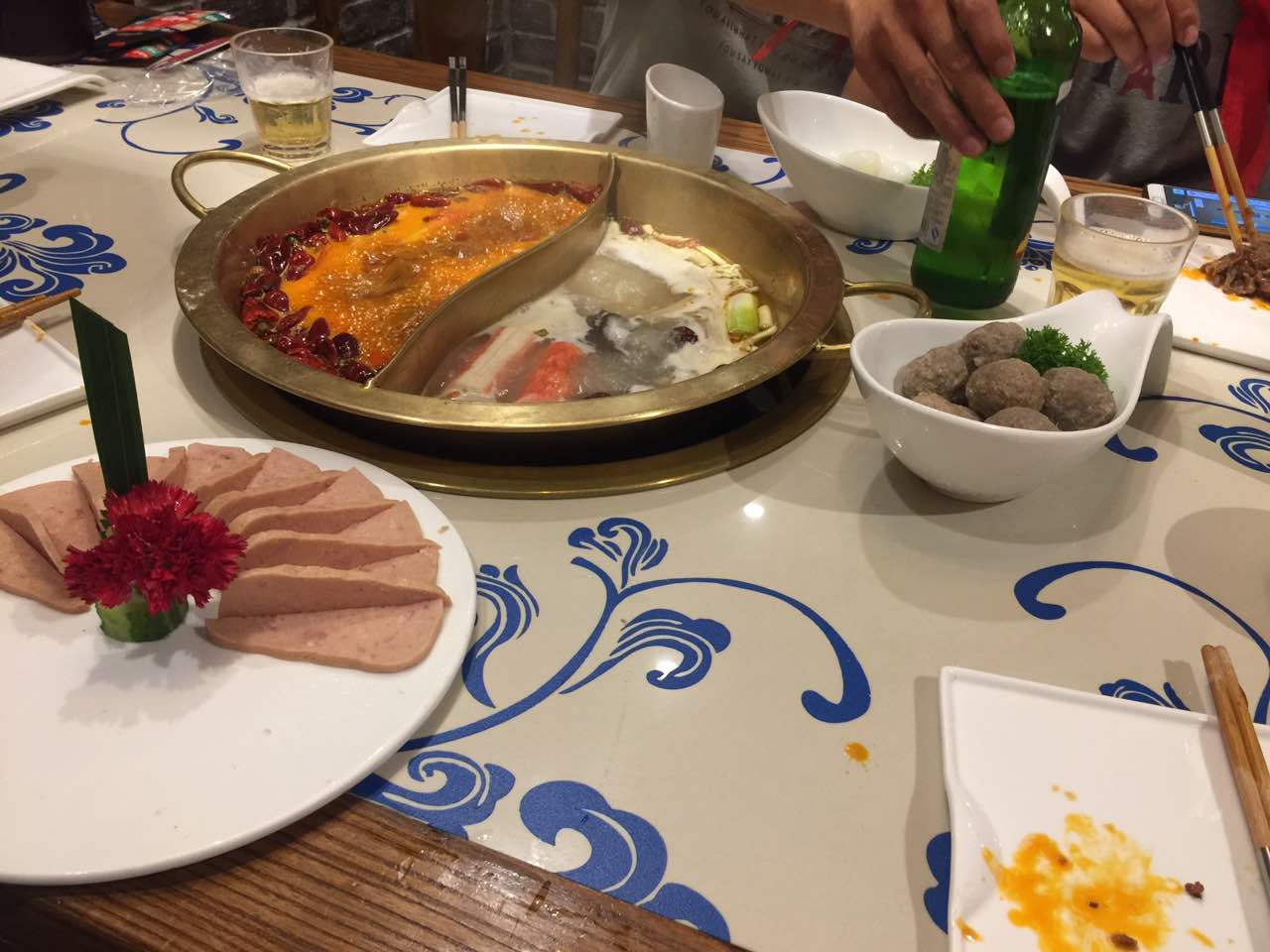 四川香天下火锅