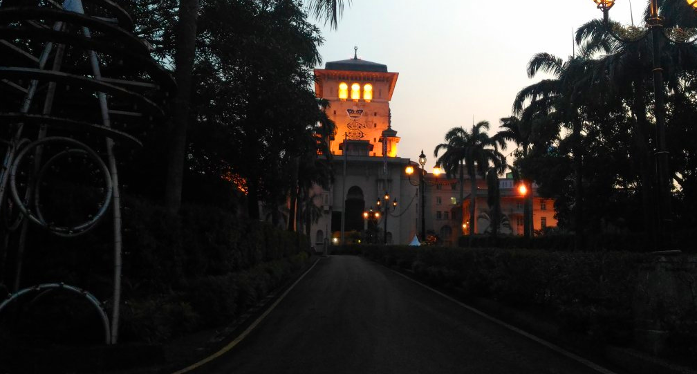 苏丹依布拉欣大楼