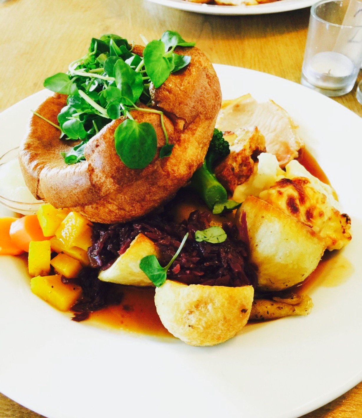 the thatched tavern 酒吧/酒馆 直线距离1.2km