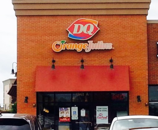 dairy queen/orange julius 直线距离1.3km