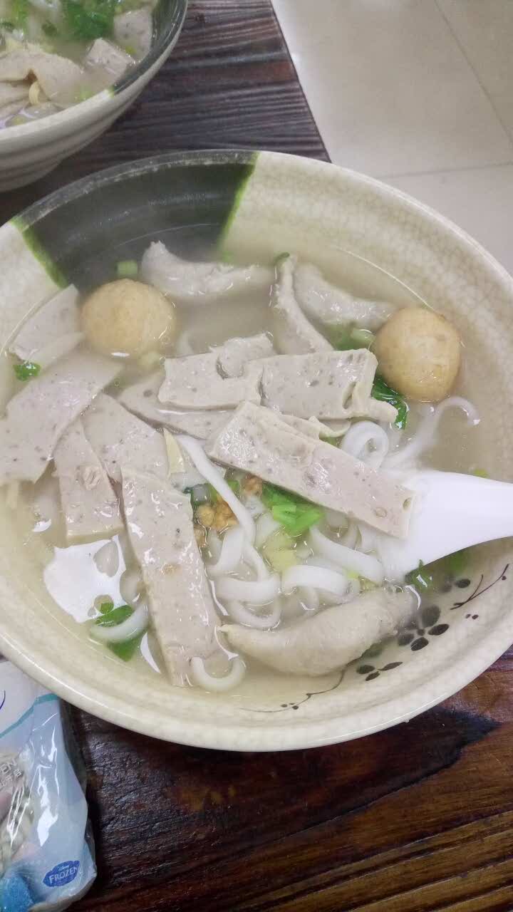 2021就头吃潮汕鹅肉粿条汤美食餐厅,粿条配不同的肉类,肉类品种.