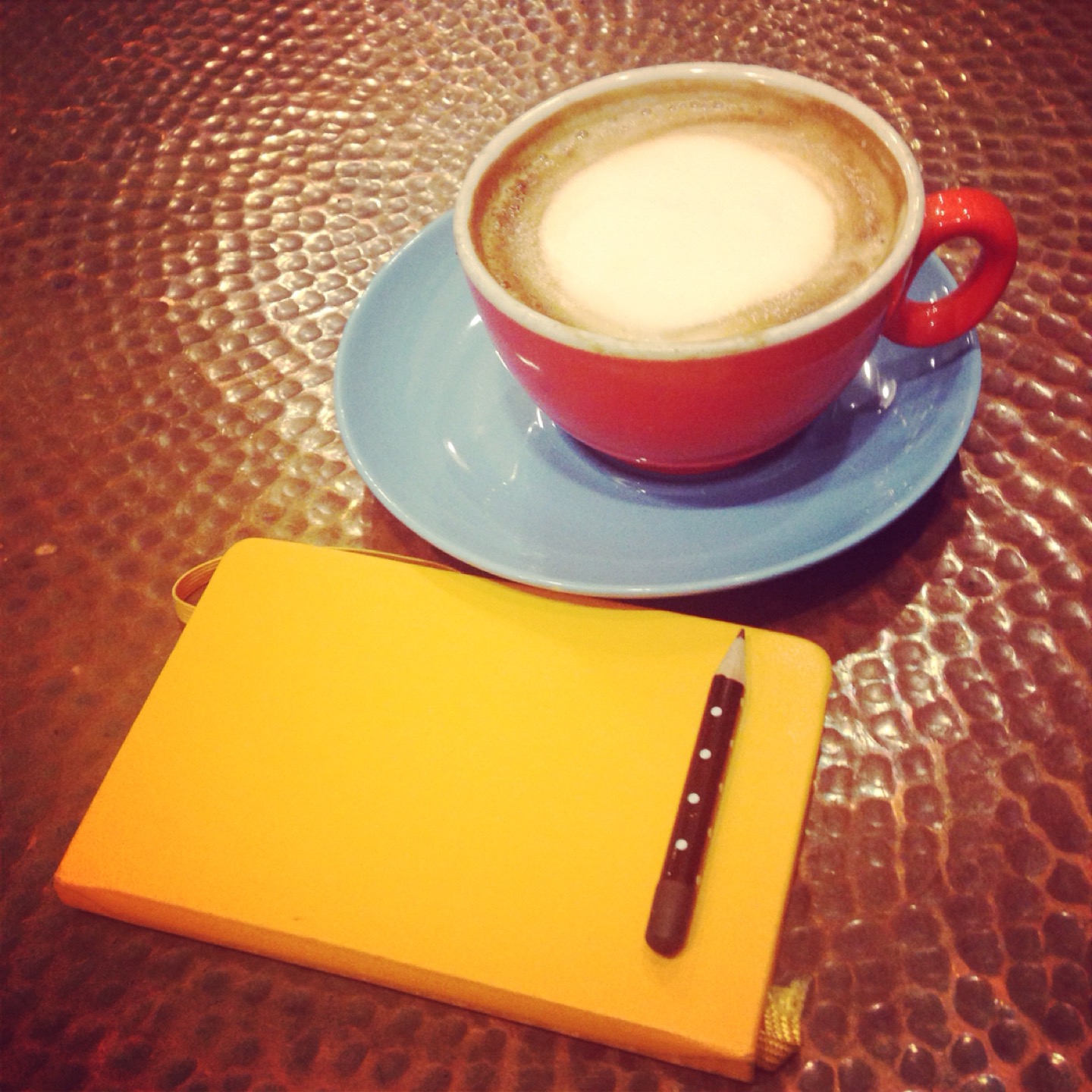 Keme Coffee 2025Housing Works Bookstore Cafe & Bar美食餐厅,Coffee is not the best, but ...