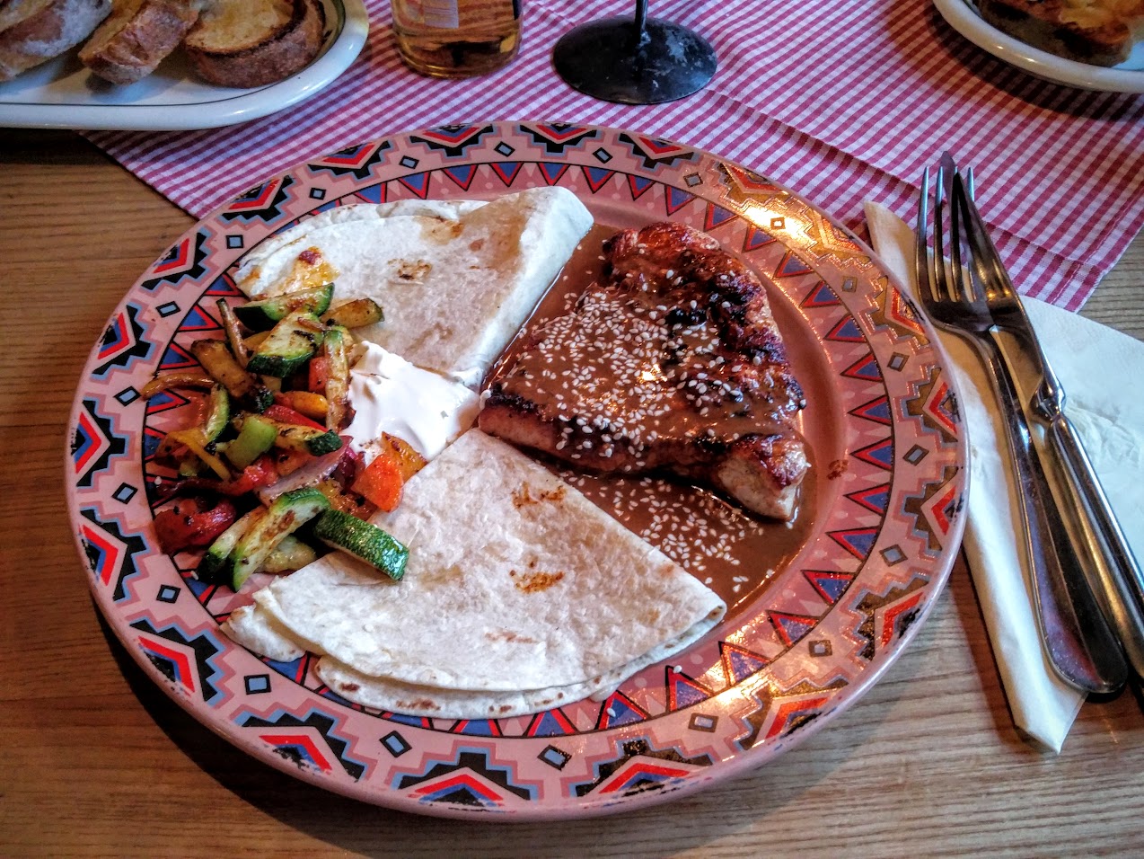  Discover the Vibrant Atmosphere and Delicious Cuisine at Cuban Pete's Montclair, NJ