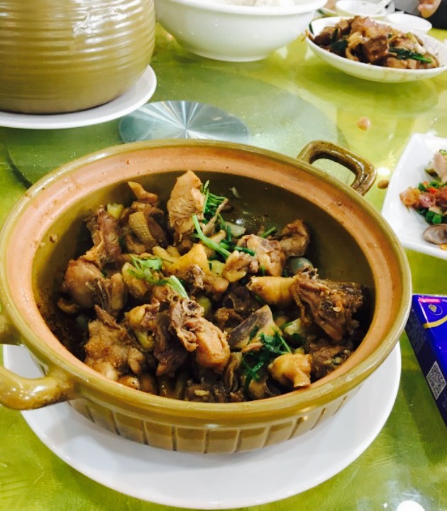 丰盈农庄 4.0分  点评 直线距离3.3km