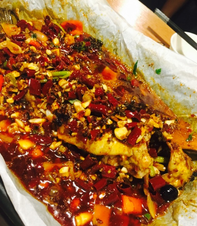 宏源巫山纸上烤鱼