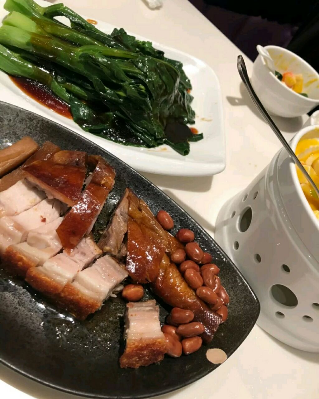 2023太兴餐厅(印力中心店)美食餐厅,芥兰和我想象中的不太一样阿.