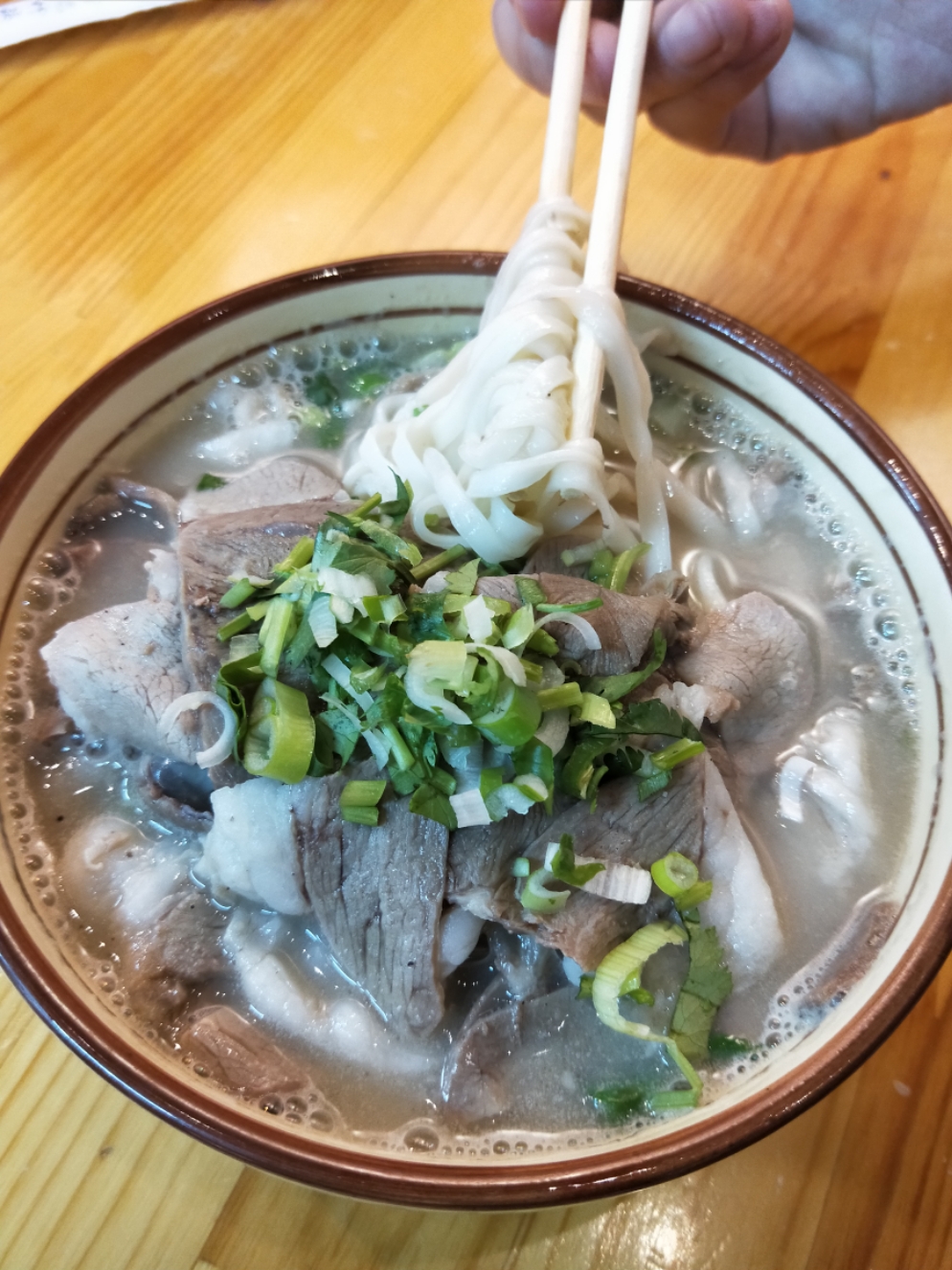 绿草地羊汤馆(四道街店)