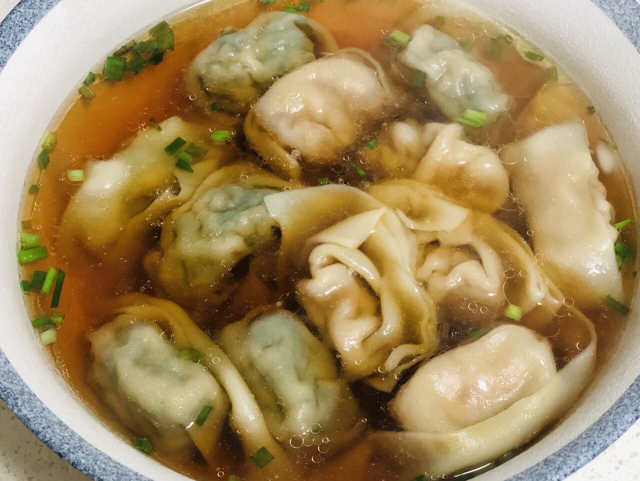 古哥飨红汤馄饨