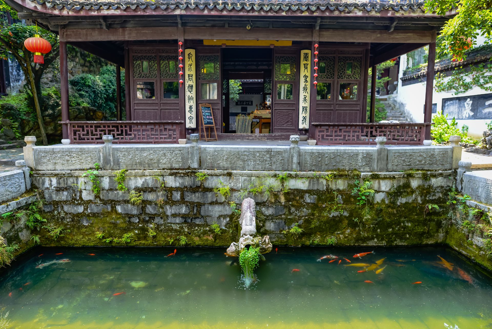 【携程攻略】无锡天下第二泉景点,惠山泉相传经中国唐代陆羽亲品其味