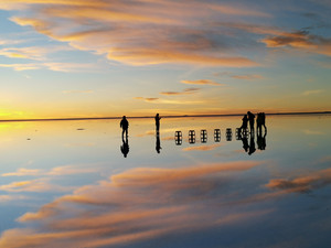 乌尤尼游记图文-南美四国摄影行之五:    天下最美的地方-----天空之镜