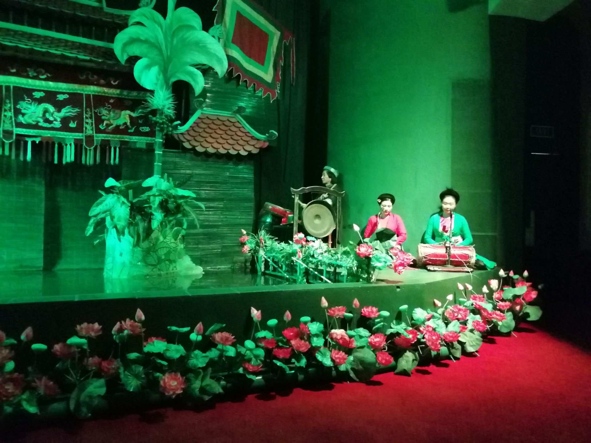 河内莲花木偶戏剧院