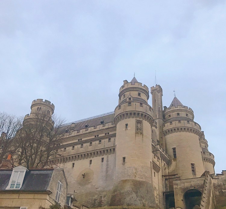 皮埃尔丰城堡