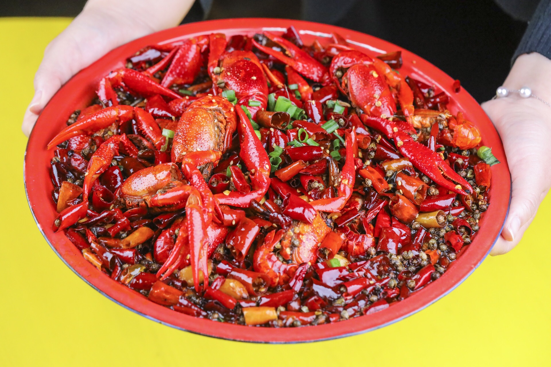 辣家私厨·小龙虾烧烤川菜(鸟巢安贞店)