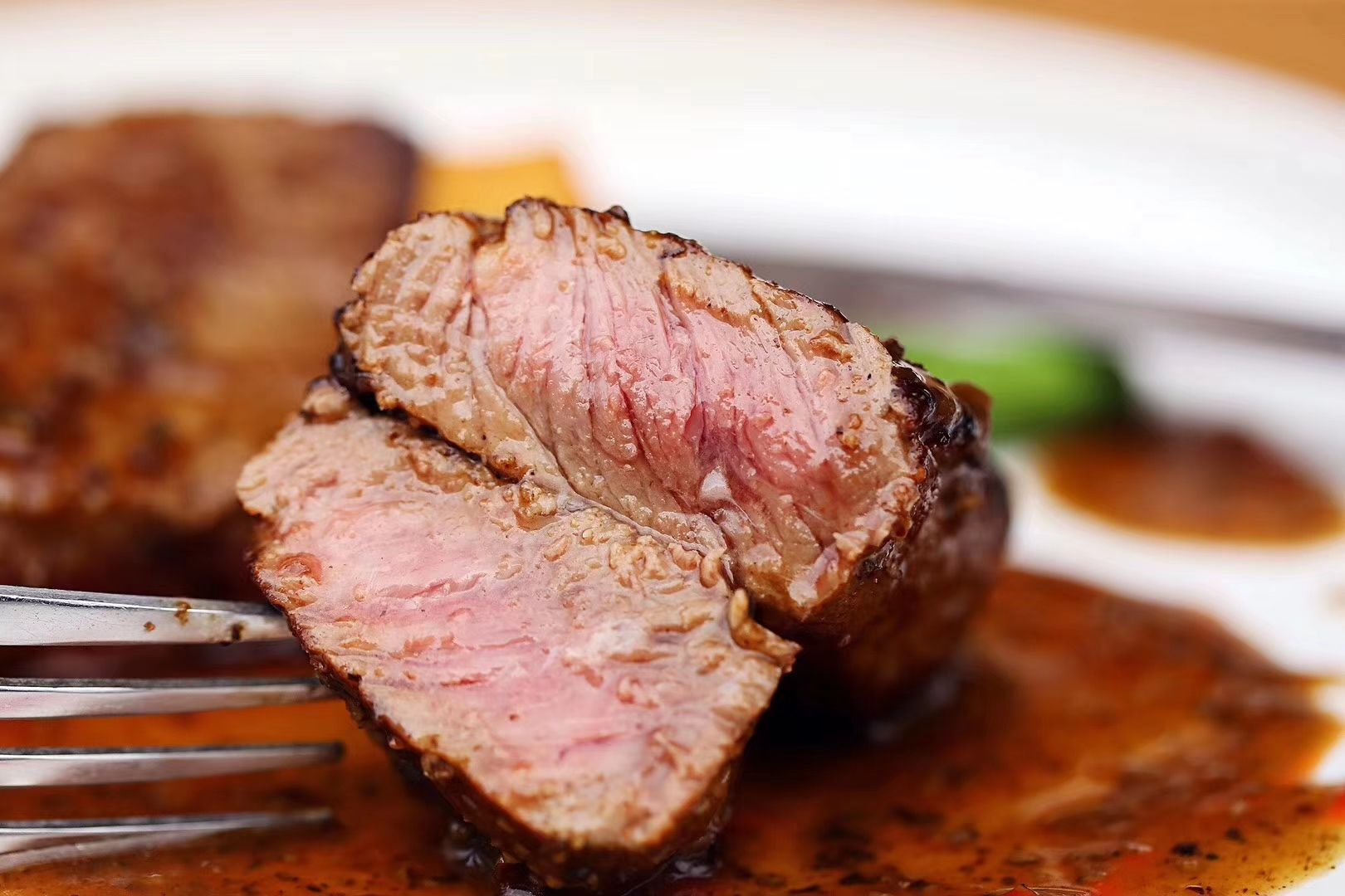 山界特色西餐吧.高端派对