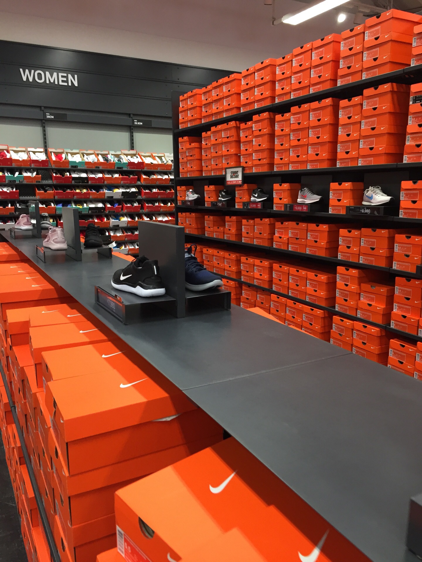 耐克(ナイキファクトリーストア 軽井沢店)